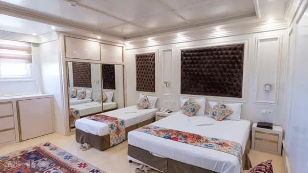 تصویر اتاق سه تخته هتل ونوس اصفهان اتاق سه تخته در هتل ونوس اصفهان