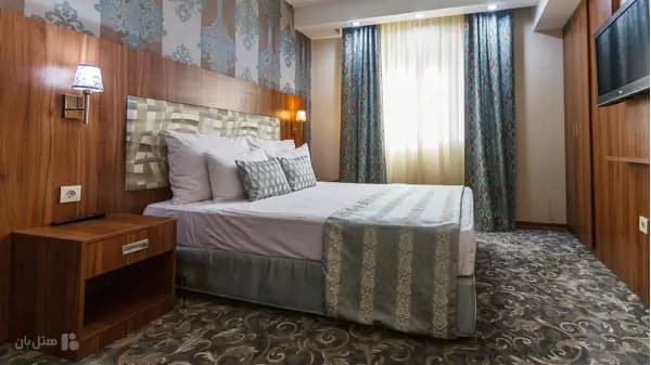 تصویر اتاق دوتخته دابل ۲ هتل پارسیان شیراز اتاق دوتخته دابل ۲ در هتل پارسیان شیراز