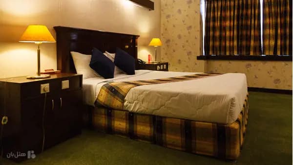 تصویر اتاق دو تخته دابل هتل پارس شیراز اتاق دو تخته دابل در هتل پارس شیراز
