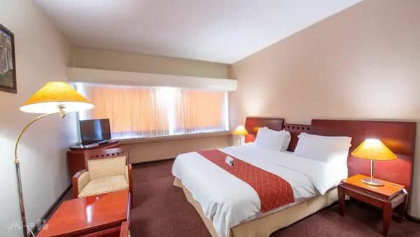 تصویر اتاق دوتخته دابل هتل هما شیراز اتاق دوتخته دابل در هتل هما شیراز