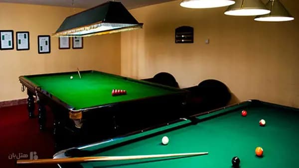 تصویر سالن بیلیارد هتل پردیسان مشهد سالن بیلیارد هتل پردیسان مشهد
