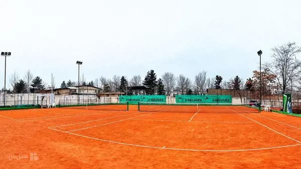 تصویر زمین تنیس هتل پردیسان مشهد زمین تنیس هتل پردیسان مشهد