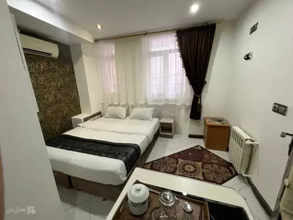 تصویر اتاق دو تخته دابل 3 خانه مسافر جمالی مشهد اتاق دو تخته دابل با نورپردازی عالی در خانه مسافر جمالی مشهد