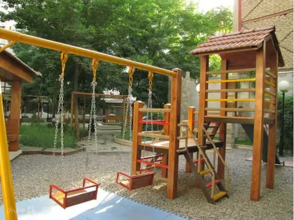 تصویر فضای سبز هتل تهران مشهد فضای سبز در هتل تهران مشهد